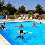 Campsite Mobil-home 32m² Pour 8 Pers, Terrasse, Saint-sornin - Api-1-52-399 Saint-Sornin (Charente-Maritime)