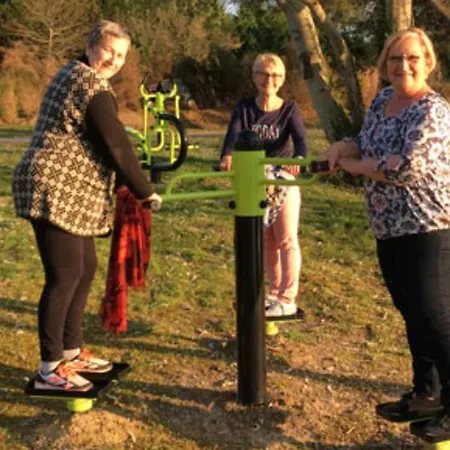 Camping Mobil-home 32m² Pour 8 Pers, Terrasse, Saint-sornin - Api-1-52-399 *