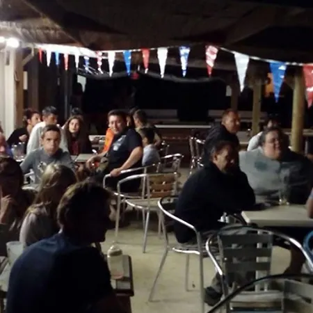 Mobil-home 32m² Pour 8 Pers, Terrasse, Saint-sornin - Api-1-52-399 Saint-Sornin (Charente-Maritime)