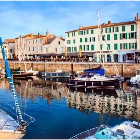 Mobil-home 32m² Pour 8 Pers, Terrasse, Saint-sornin - Api-1-52-399 * Saint-Sornin (Charente-Maritime)