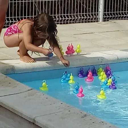 Camping Mobil-home 32m² Pour 8 Pers, Terrasse, Saint-sornin - Api-1-52-399 *