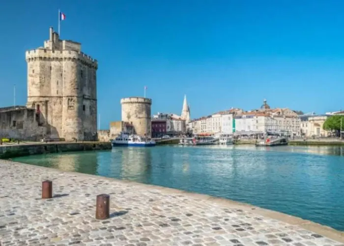 Camping Mobil-home 32m² Pour 8 Pers, Terrasse, Saint-sornin - Api-1-52-399 Saint-Sornin (Charente-Maritime)