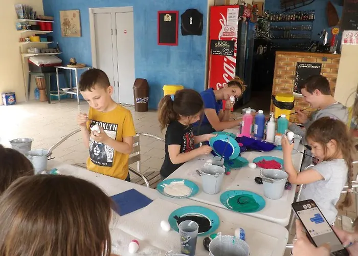 Mobil-home 32m² Pour 8 Pers, Terrasse, Saint-sornin - Api-1-52-399